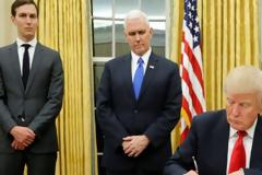 Ο Τραμπ χτίζει το τείχος στο Μεξικό και περιορίζει πρόσφυγες και μετανάστες