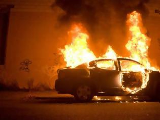 Φωτογραφία για Λεμεσός: Φωτιά σε δυο οχήματα έθεσε σε συναγερμό την Πυροσβεστική – Άγνωστα τα αίτια