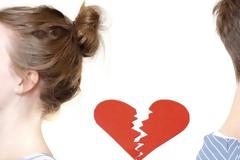 Προσοχή στα social media, αν προσπαθείτε να ξεπεράσετε έναν χωρισμό