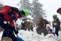 Στους 29 οι νεκροί στο ξενοδοχείο Rigopiano, 11 οι επιζώντες