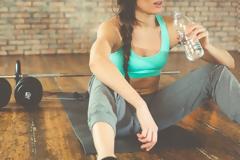 5 αηδιαστικά πράγματα που συμβαίνουν όταν δεν αλλάζεις ρούχα μετά το γυμναστήριο