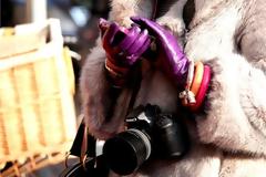 Τι είναι αυτό που δεν επιτρέπεται να κάνεις όταν φοράς γάντια; Το κάνεις σίγουρα κι εσύ