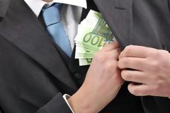 Κύπρος: «Βόμβα» στα λεωφορεία - Υπερπληρωμές εκατομμυρίων