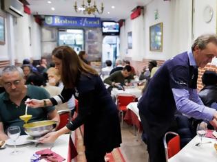 Φωτογραφία για Eστιατόριο αγάπης: Πληρώνουν οι πλούσιοι και τρώνε οι φτωχοί