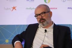 Μνημείο αυτογελοιοποίησης τα οικονομικά του υπ.Υγείας