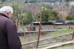 Αχαΐα: Ωμός εκβιασμός σε βάρος ηλικιωμένου - Τον έδειραν για προστασία