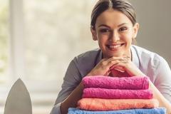 Τσαλακωμένα ρούχα τέλος με το σπρέι που φτιάχνεις μόνη σου σε 1'