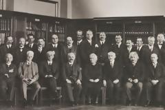 Οι πνευματικές έριδες των επιφανών Φυσικών