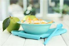 Σωστές διατροφικές συνήθειες από κούνια