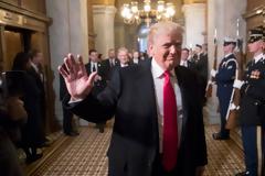 Προθεσμία 30 ημερών από τον Τραμπ για ένα σχέδιο κατά του ISIS