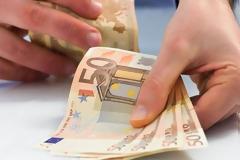 ΟΑΕΕ, ΕΤΑΑ, ΟΓΑ: Μηνιαία η καταβολή των εισφορών