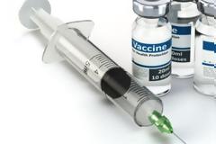 Εμβόλια 150 εκατ. ευρώ διακίνησαν πέρυσι τα φαρμακεία