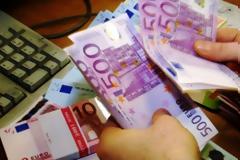 ΜΕΓΑΛΗ ΒΟΜΒΑ ΣΤΑ ΝΟΤΙΑ: Καραμπινάτη υπόθεση απάτης – 80.000 ευρώ λείπουν από τα ταμεία του Δήμου