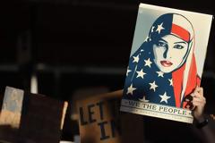 Google, Apple, Microsoft, Facebook σε κοινό μέτωπο κατά του Τραμπ