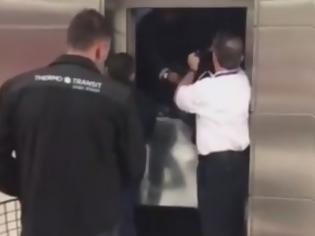 Φωτογραφία για Επιβάτες εγκλωβίστηκαν στο ασανσέρ του...σύγχρονου αεροδρομίου Χανίων