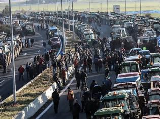 Φωτογραφία για ΑΝΑΓΝΩΣΤΗΣ: Στα μπλόκα της αγροτιάς