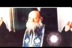 ΕΥΛΟΓΙΑ: Ακούστε αυτό το σπάνιο ηχητικό ντοκουμέντο. Ο Γέροντας Ευμένιος Σαριδάκης ομιλεί με πνευματικά του παιδιά και ψάλλει