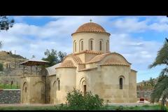 Ἀγρυπνία τῆς Ἀναλήψεως: ἱερὸ ἡσυχαστήριο τοῦ Ὁσίου Σεραφεὶμ τοῦ Σαρώφ στὴ Σκουριώτισσα Μόρφου