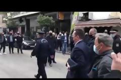 LOCKDOWN: Η Πάτρα έδειξε την Οργή της... Έντονες αποδοκιμασίες κατά Πέτσα