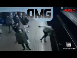 Φωτογραφία για Σοκαριστικό βίντεο από το Βρυξέλλες: Ανδρας σπρώχνει στις γραμμές του μετρό μια ανυποψίαστη γυναίκα [βίντεο]