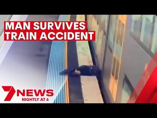 Φωτογραφία για Άντρας σφηνώνει με το κεφάλι ανάμεσα σε τρένο κι αποβάθρα και σώζεται – Βίντεο