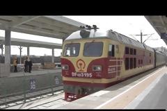 Κίνα: Ανακαινίζουν τον σιδηρόδρομο στο υψηλότερο οροπέδιο του κόσμου. Βίντεο