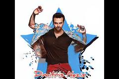 Δημήτρης Νέζης: Τραγουδάει 