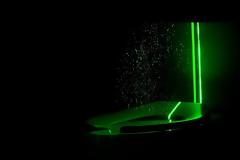 Δείτε τα μικρόβια που πετάγονται όταν τραβάμε καζανάκι τουαλέτας. Εντυπωσιακό βίντεο