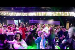 Δείτε βίντεο και πολλές φώτο από το ατελείωτο γλέντι στον χορό και  κοπή πίτας του πολιτιστικού συλλόγου Μαχαιριωτών Ξηρομέρου