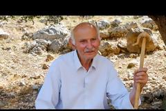 Η ιστορία του παππού Κώστα και η αγάπη του για την κτηνοτροφία