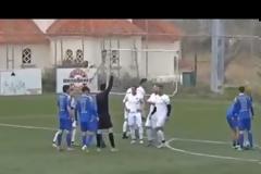 Πήρε τον διαιτητή στο...κυνήγι επειδή τον απέβαλε!