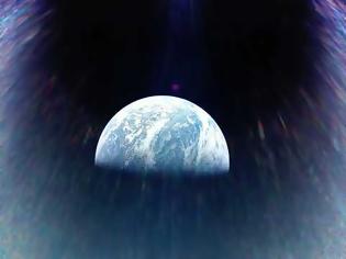 Φωτογραφία για Το Μπλε Φάντασμα φωτογραφίζει τη Γη από το διάστημα