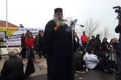 Ο αριστερός αρχιμανδρίτης που ξεσηκώνει ολόκληρη την Χαλκιδική. ΒΙΝΤΕΟ...!!!