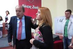 Δεν παραλαμβάνω τιμητική πλακέτα από προδότη της πατρίδας, ΒΙΝΤΕΟ...!!!