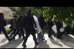 ΣΤΟΝ ΕΙΣΑΓΓΕΛΕΑ Η Π. ΡΟΥΠΑ ΚΑΙ Η 25ΧΡΟΝΗ