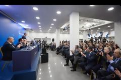 Κ. ΜΗΤΣΟΤΑΚΗΣ: ΑΦΟΥ ΔΕΝ ΜΠΟΡΕΙ, ΑΣ ΚΑΝΕΙ ΣΤΗΝ ΑΚΡΗ